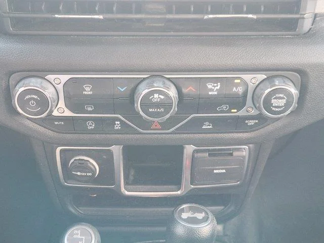 Used 2024 White Jeep Sport 4x4 image 19