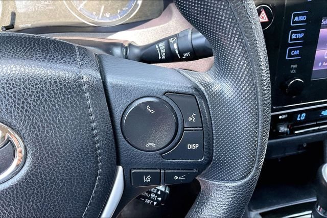 Used 2018 Gray Toyota LE image 17