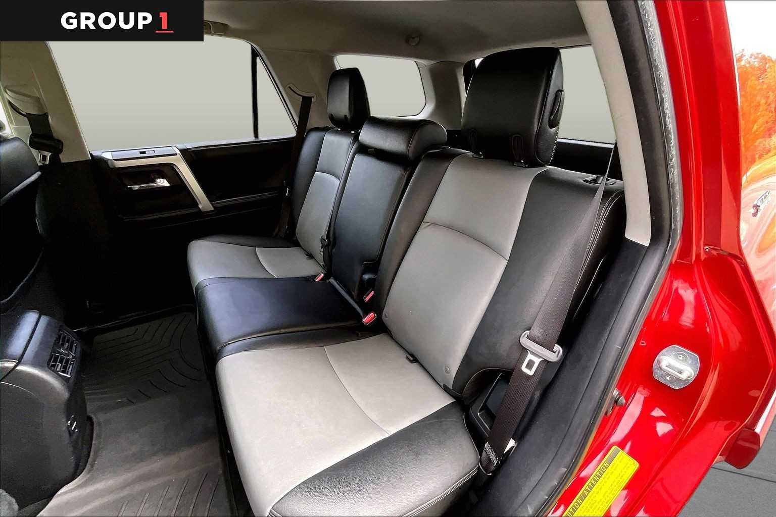 Used 2016 Barcelona Red Metallic Toyota SR5 Premium image 21