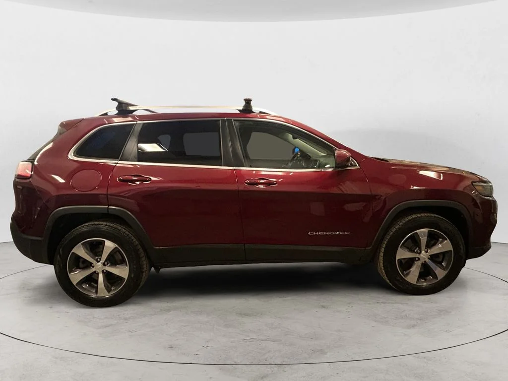 Used 2019 Velvet Red Pearlcoat Jeep Limited 4x4 image 7