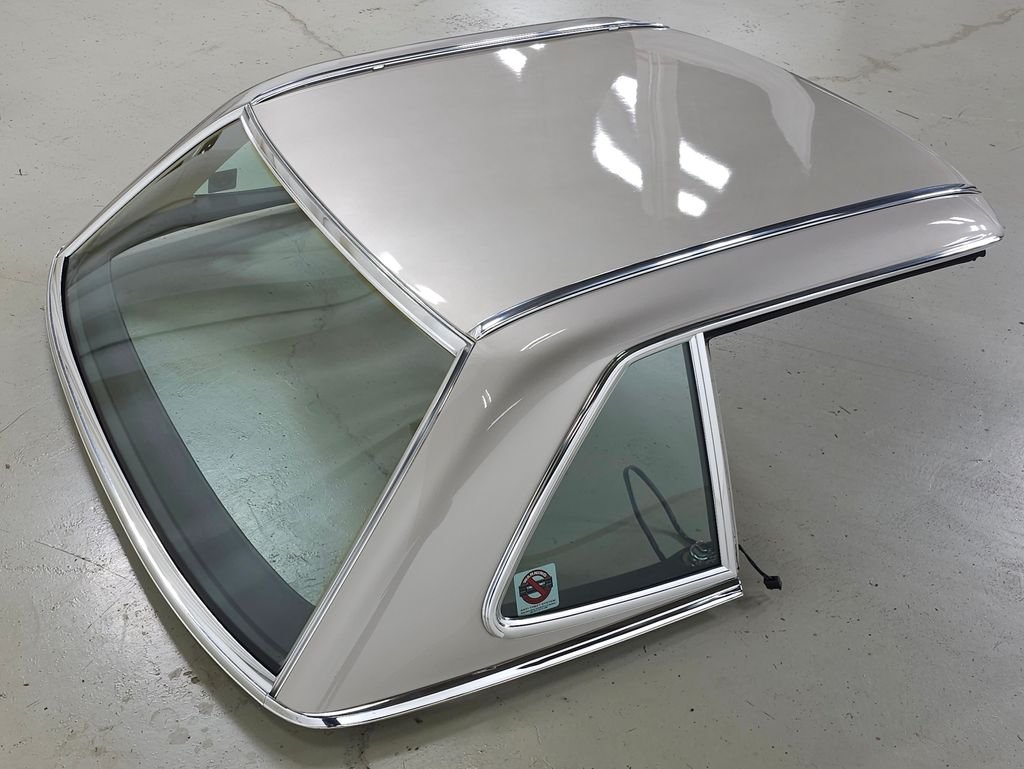Used 1987 Gold Mercedes-Benz 560 SL image 27