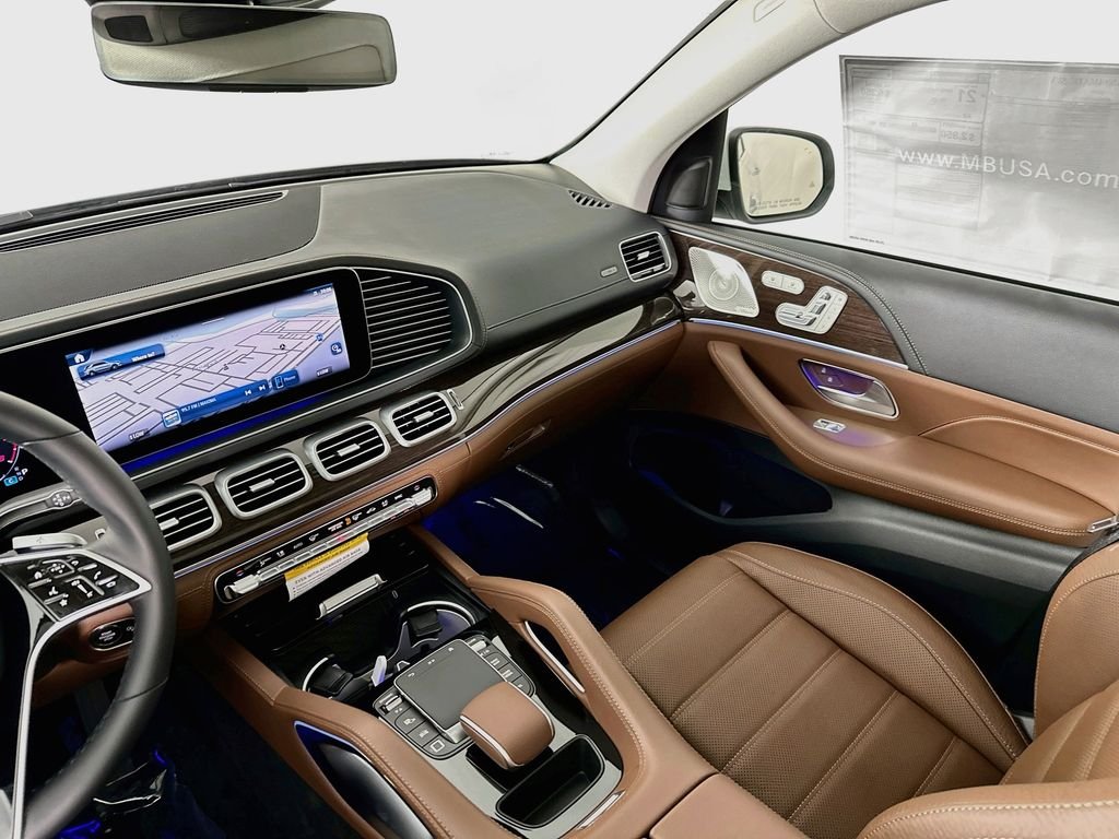 New 2026 MANUFAKTUR Moonlight White Metallic Mercedes-Benz GLE 450 image 25