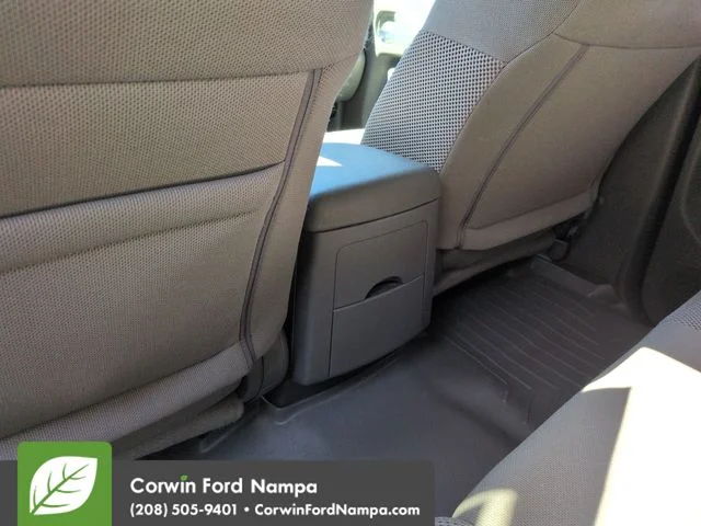 Used 2019 Cayenne Red Metallic Nissan  image 26