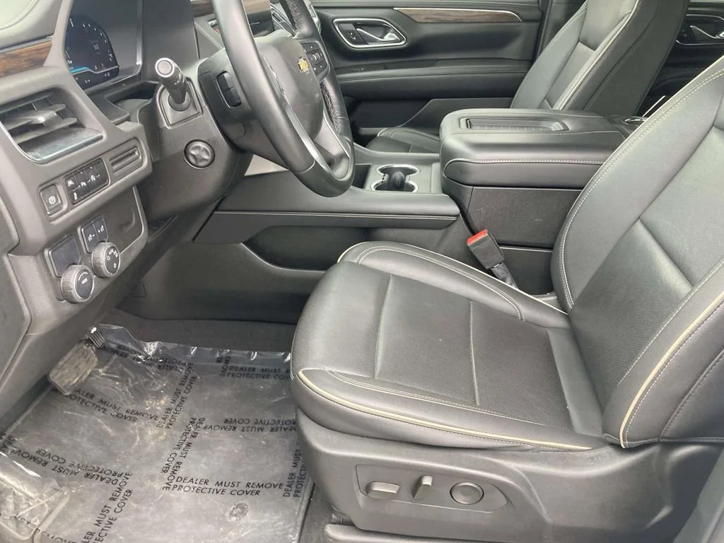 Used 2023 Summit White Chevrolet Premier image 17