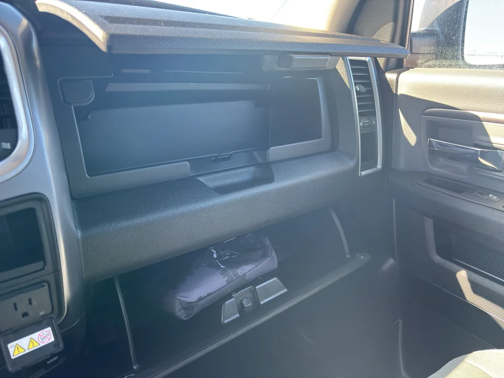 Used 2022 Black Ram SLT image 14