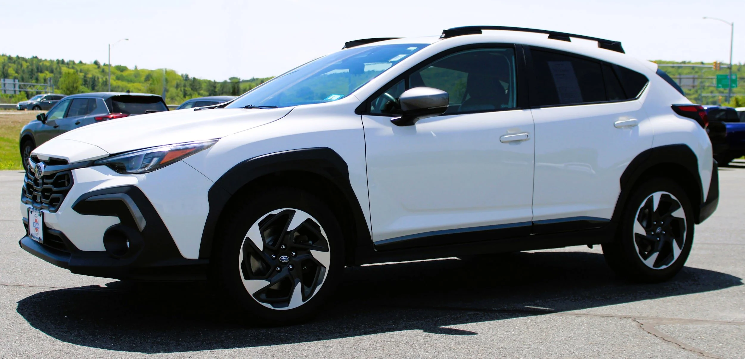 Used 2024 Crystal White Pearl Subaru Limited image 4