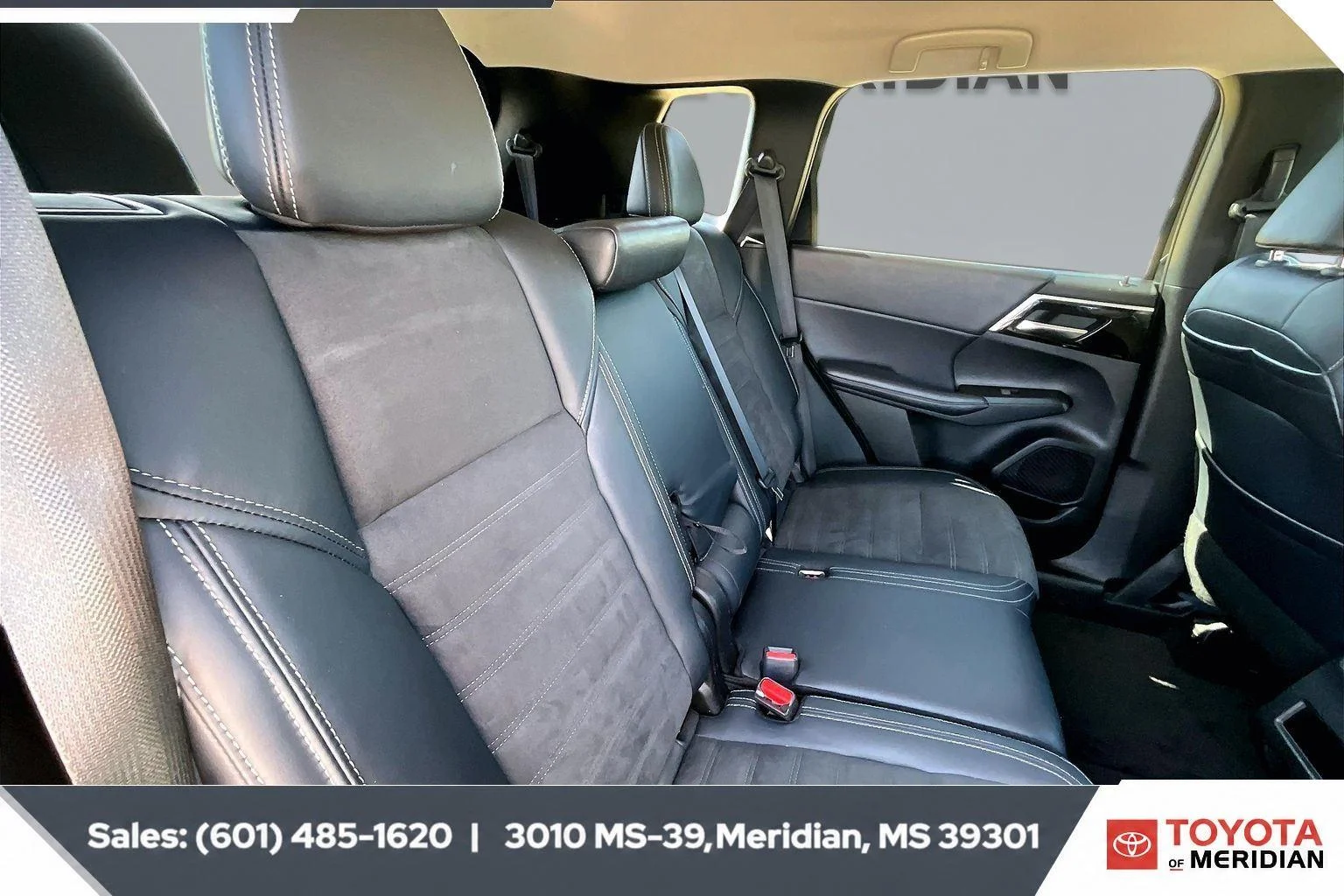 Used 2024 Black Diamond Mitsubishi SE image 20