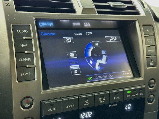Used 2015 Silver Lexus 460 Luxury image 16
