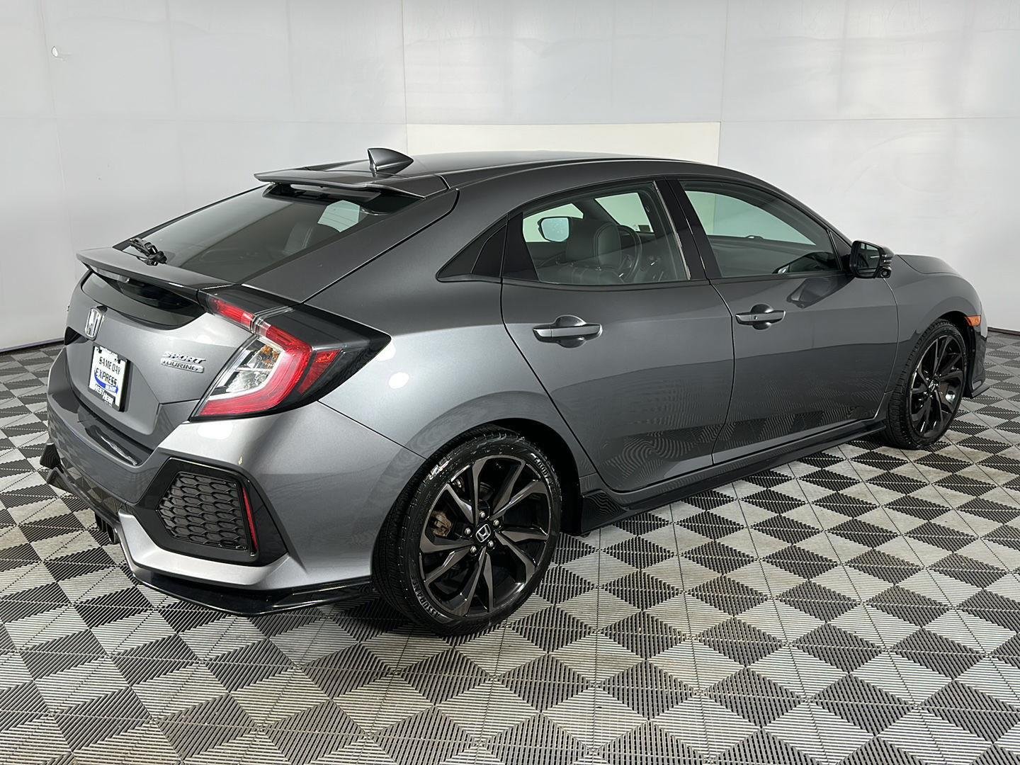 Used 2019 Polished Metal Metallic Honda Sport Touring image 30