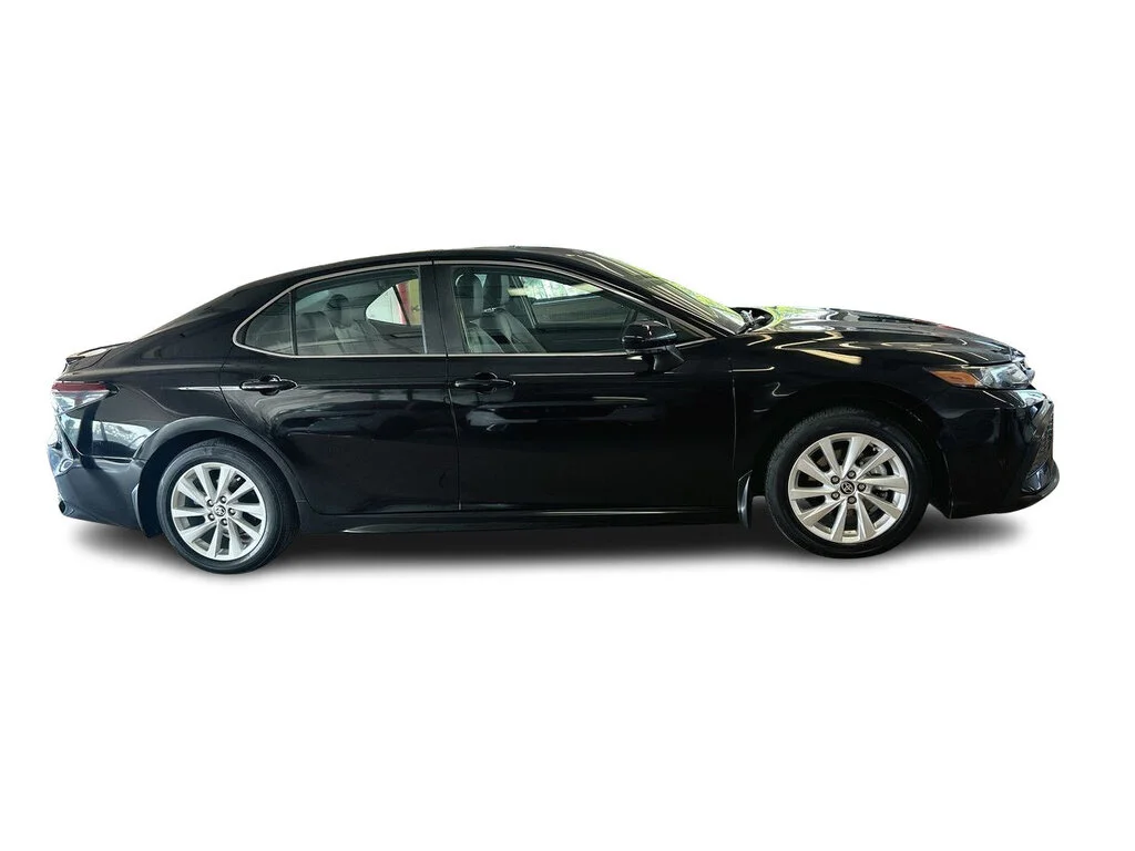 Used 2024 Midnight Black Metallic Toyota SE Dilawri Certified   Local BC   Well Maintained image 17
