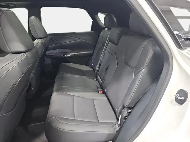 New 2026 Eminent White Pearl Lexus PREMIUM PLUS image 17