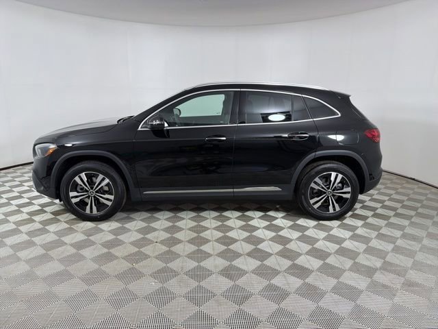 New 2026 Night Black Mercedes-Benz GLA 250 image 16