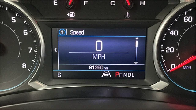 Used 2020 Silver Ice Metallic Chevrolet LT image 10