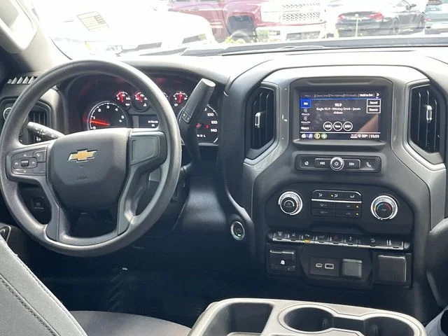Used 2025 Gray Chevrolet Custom image 13