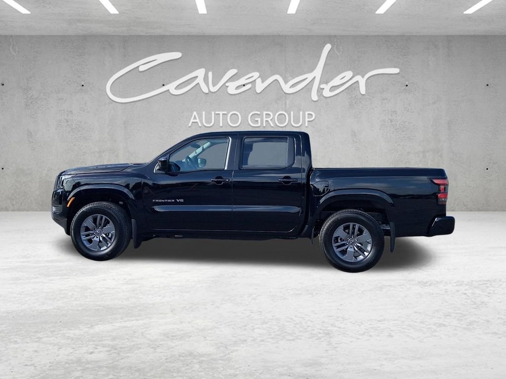 New 2027 Super Black Nissan Crew Cab SV image 14