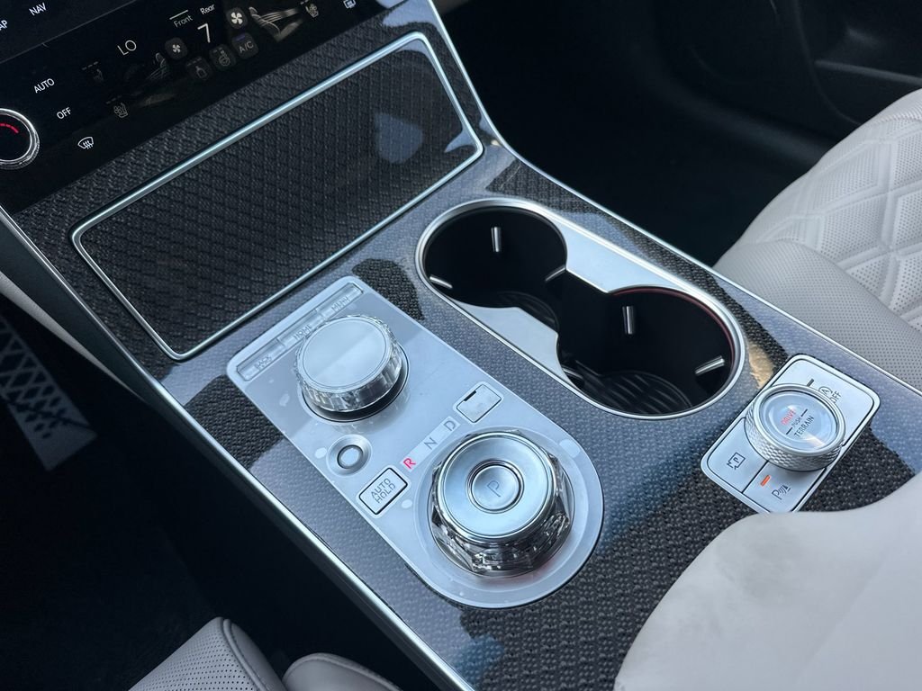 New 2026 White Genesis 3.5T E-SC MHEV image 22
