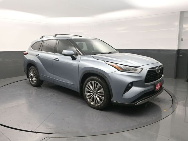 Used 2021 Blue Toyota Platinum image 10