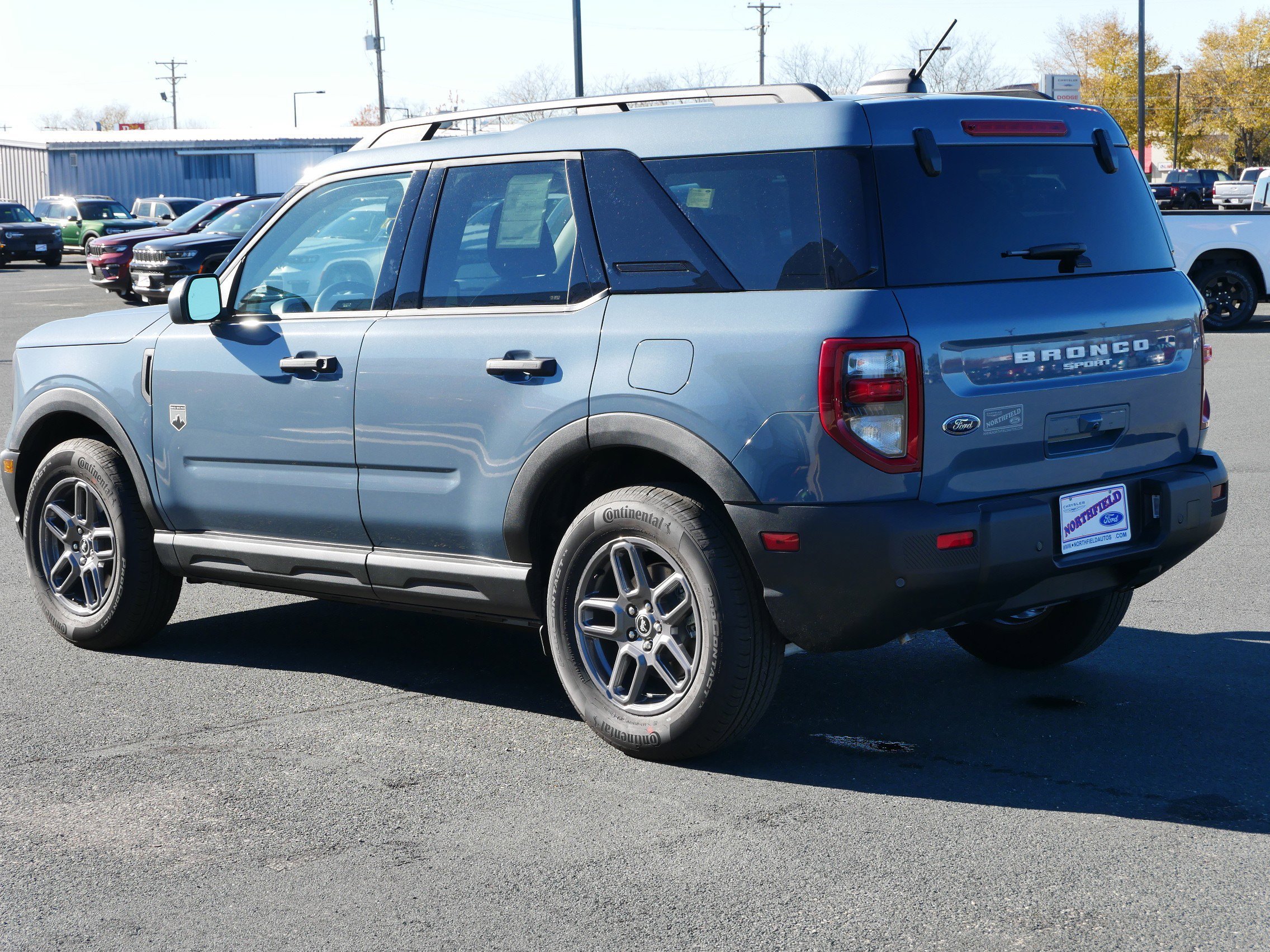 View vehicle photo 6