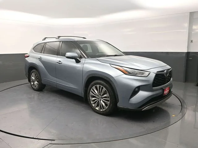 Used 2021 Blue Toyota Platinum image 10