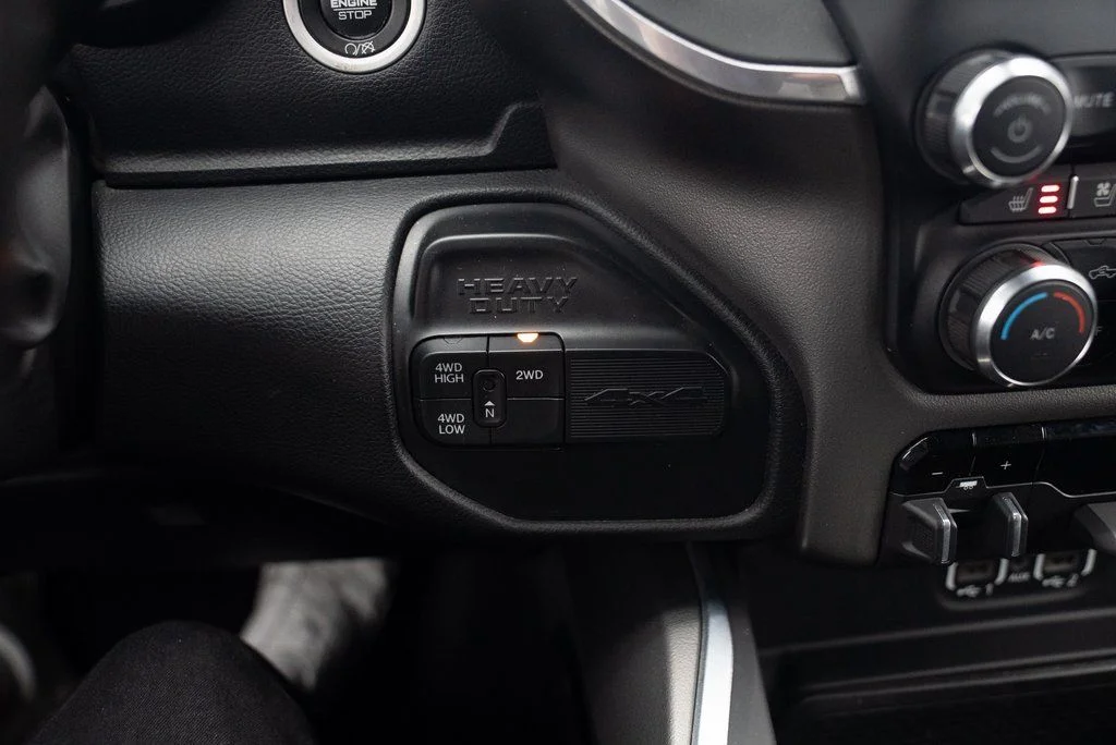 Used 2020 Black Ram Laramie image 14