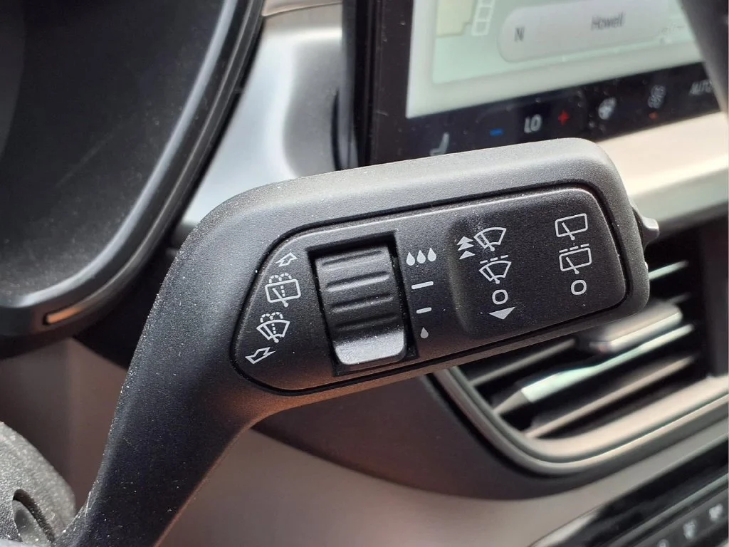 Used 2024 White Ford Active image 21