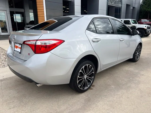 Used 2016 Silver Toyota S Plus image 3
