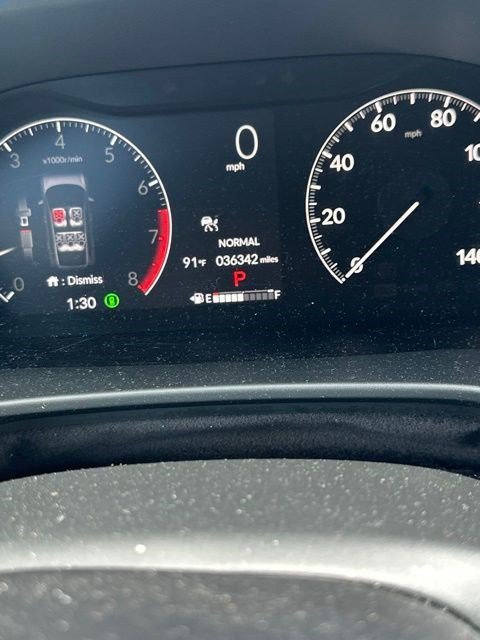 Used 2024 sparkle silver metallic Honda EX image 5