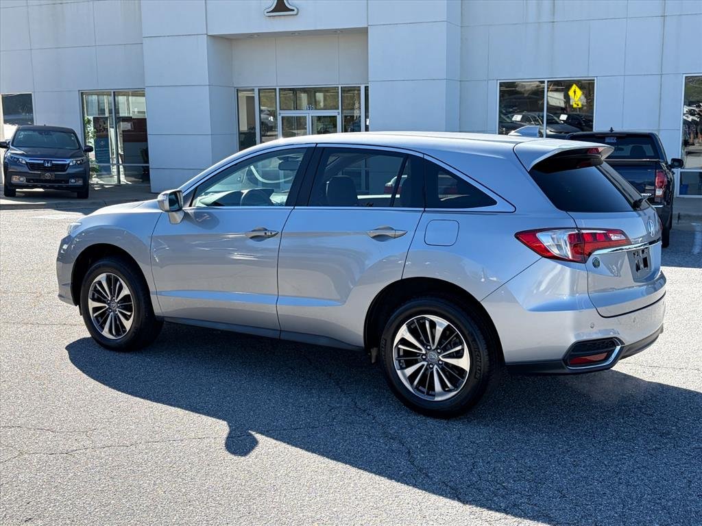 Used 2018 Lunar Silver Metallic Acura w/Advance image 5
