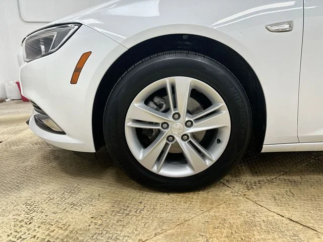 Used 2018 White Buick Preferred image 19