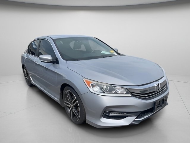 Certified Used 2016 Lunar Silver Metallic Honda Sport image 5