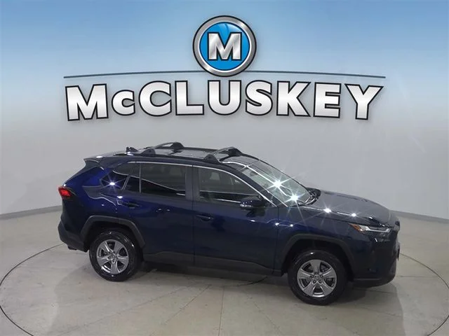 2024 Toyota RAV4 XLE - Photo 12