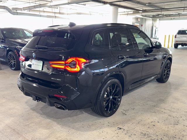 Used 2023 Black Sapphire Metallic BMW sDrive30i image 8