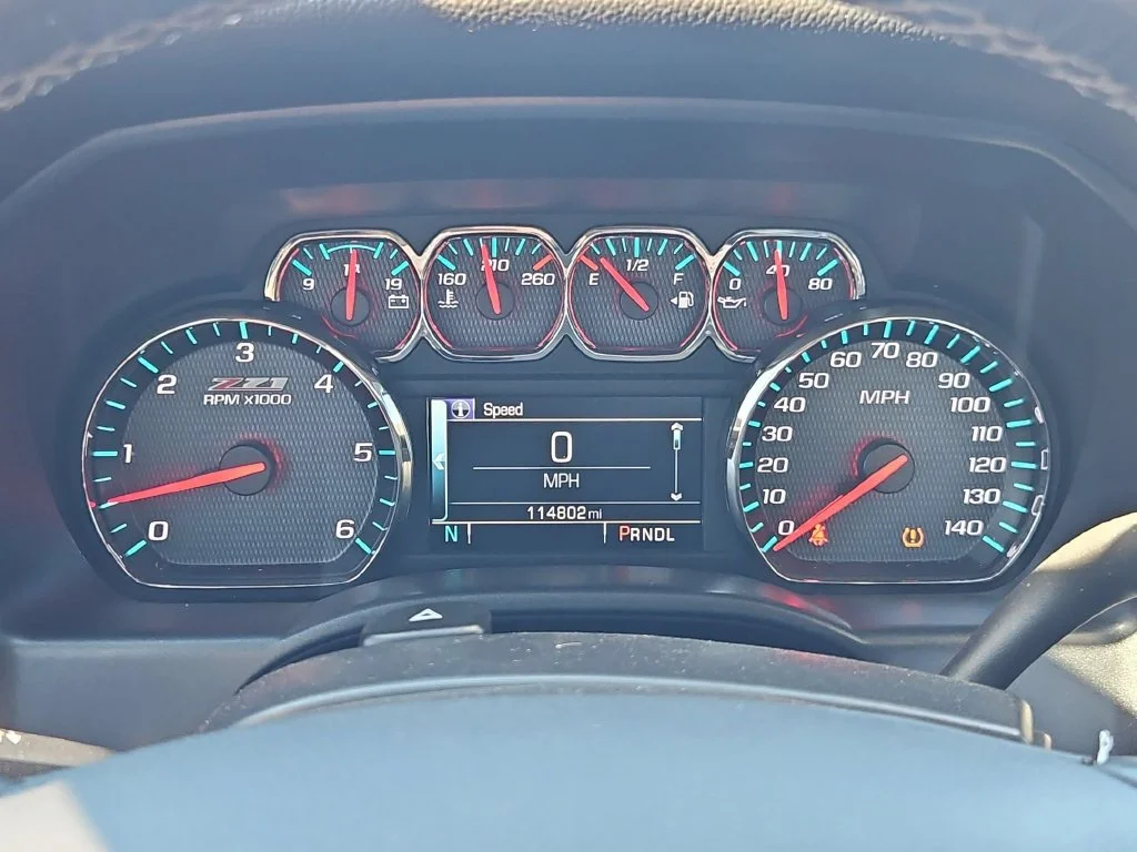 Used 2018 Summit White Chevrolet LT image 15