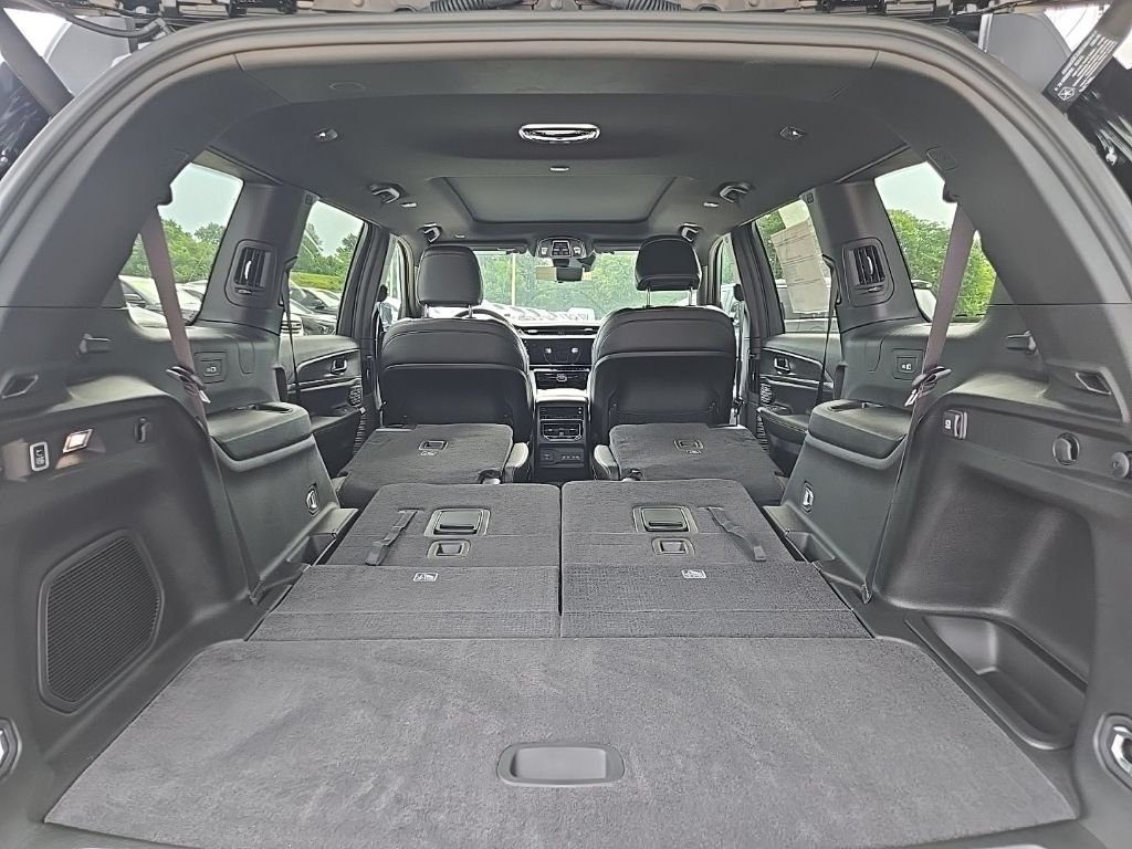 New 2026 Diamond Black Crystal Pearl-Coat Exterior Paint Jeep  image 111