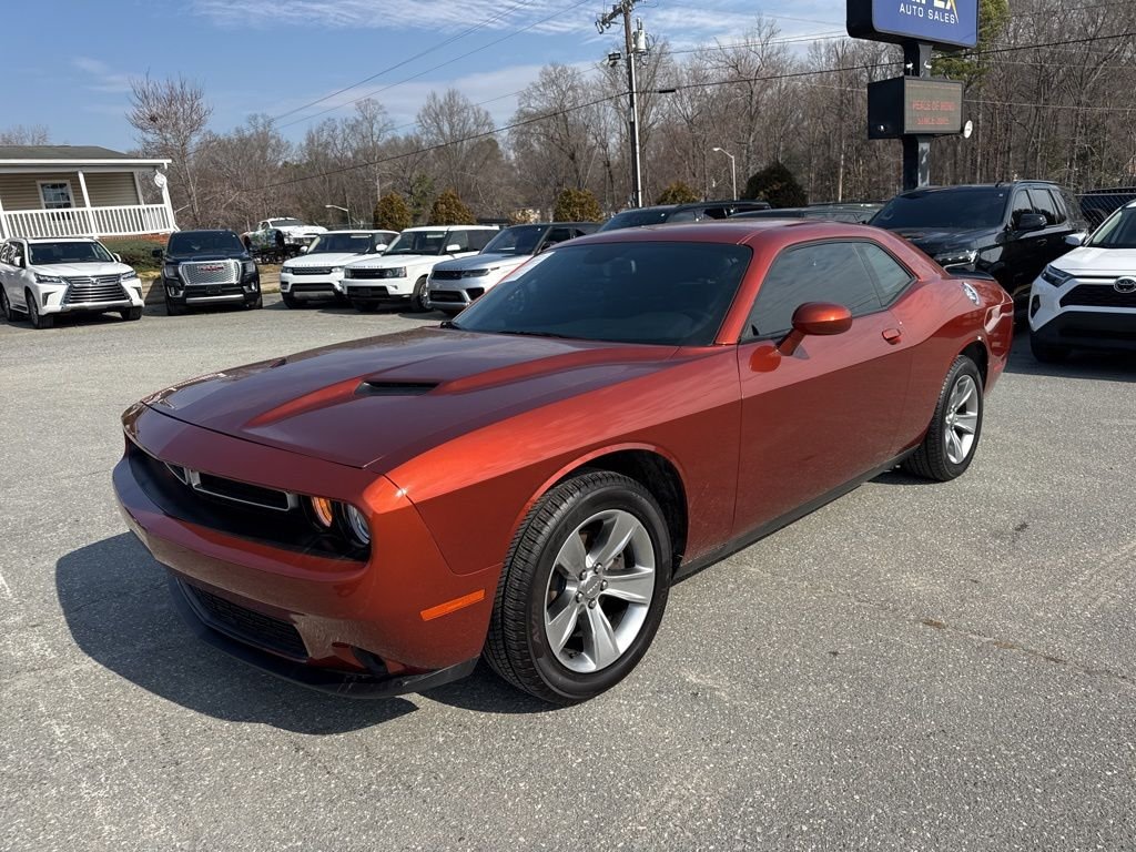 2021 Dodge Challenger SXT