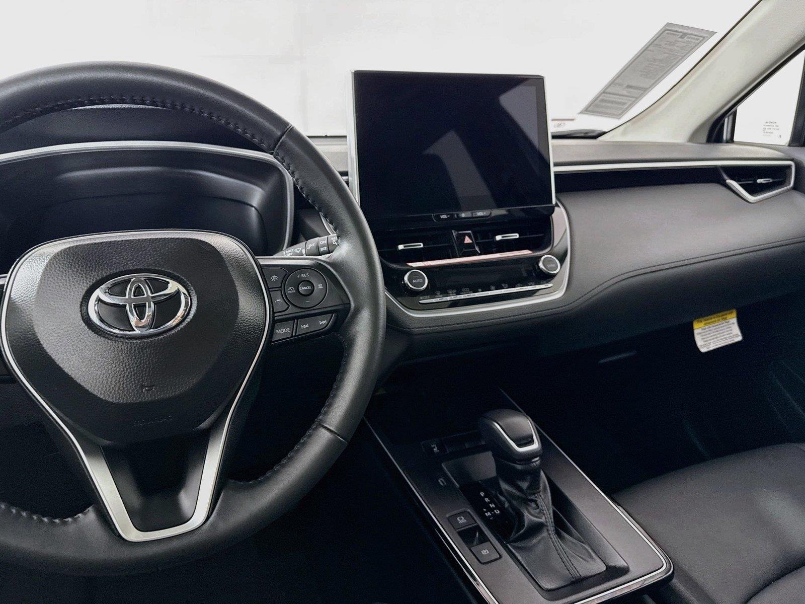 Used 2026 Celestite Toyota XLE image 33