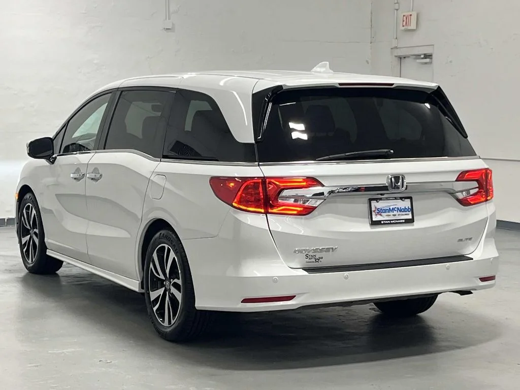 Used 2020 Platinum White Pearl Honda Elite FWD 3.5L V6 image 6