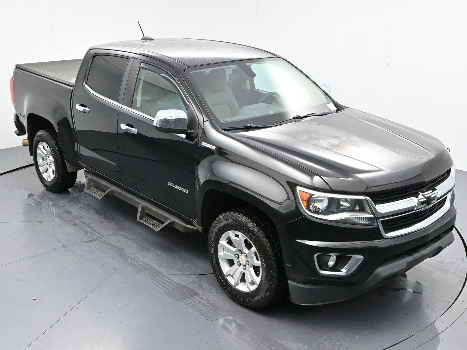 Used 2016 Black Chevrolet 2WD LT image 35