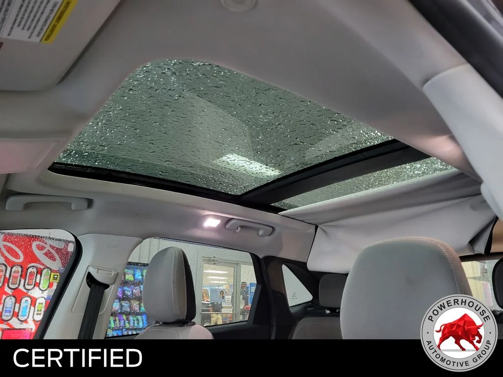 Used 2022 Gray Ford SE image 21