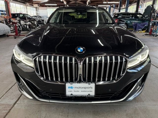 Used 2022 Black BMW 740i xDrive image 6