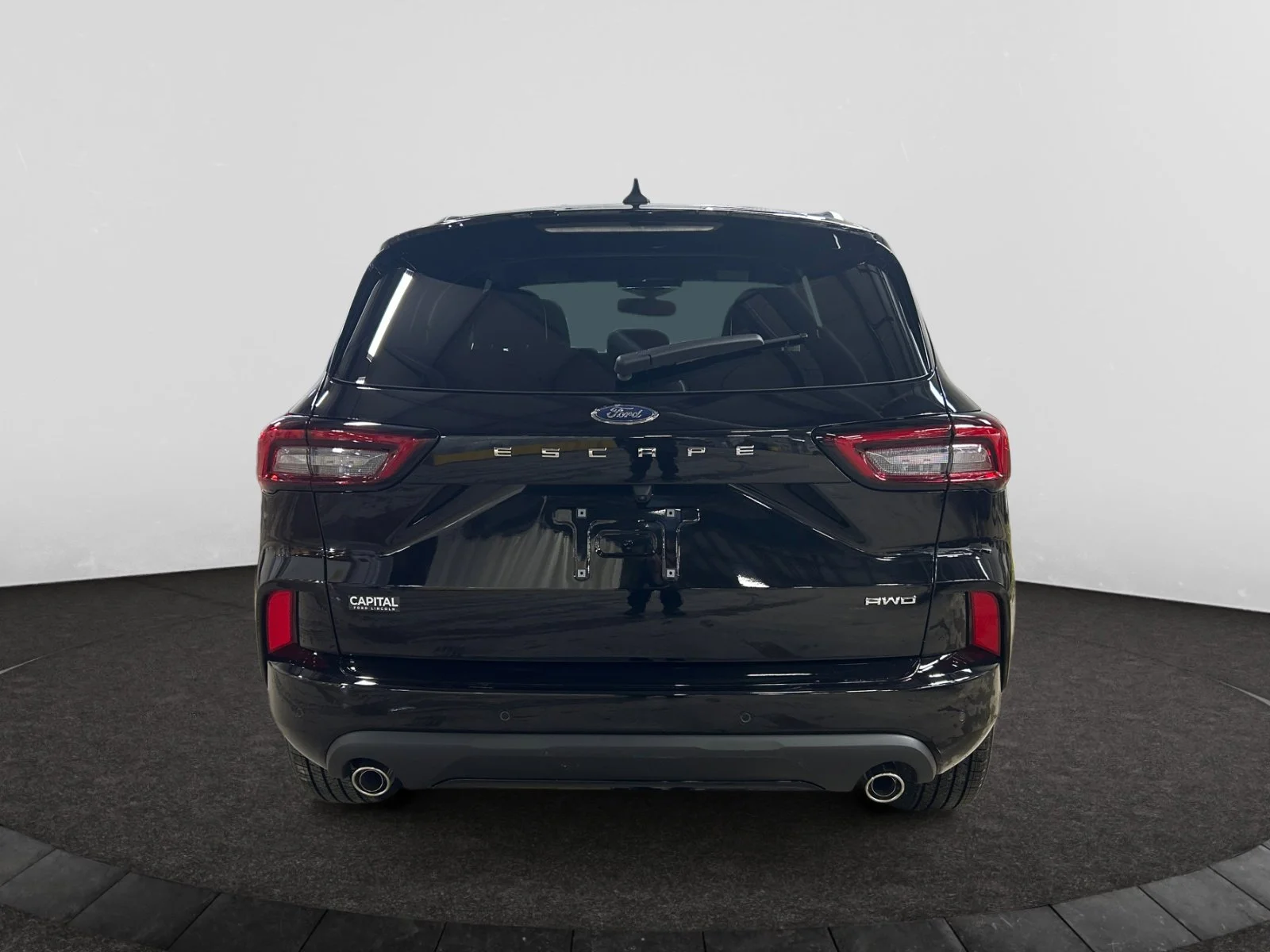 New 2026 Agate Black Metallic Ford ST-Line Elite image 4