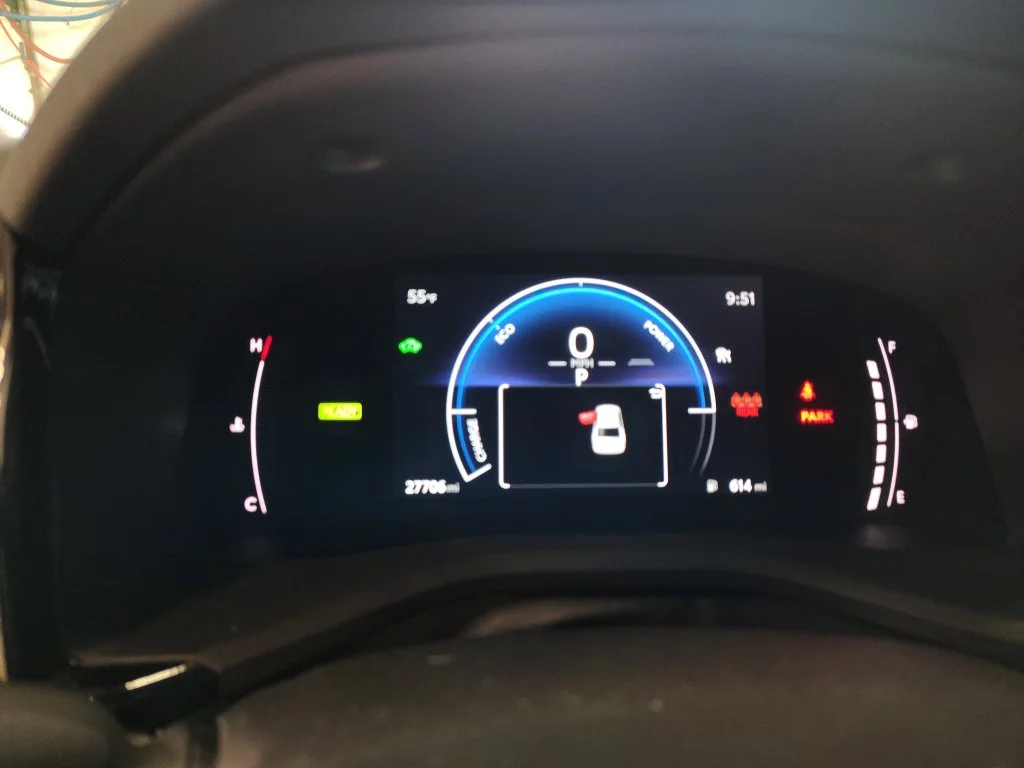 Certified Used 2025 Silver Toyota LE image 20