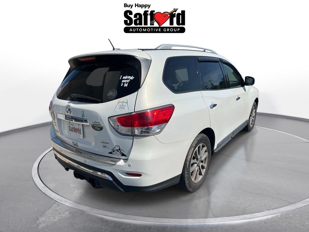 Used 2014 White Nissan SL image 15