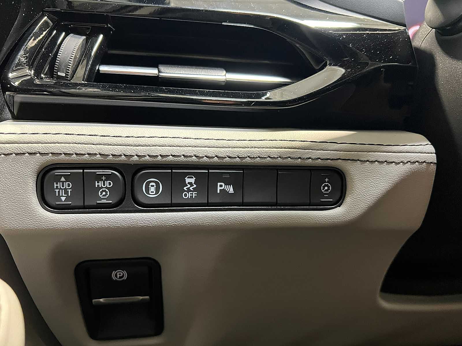 2026 Acura MDX Advance Package - Photo 32