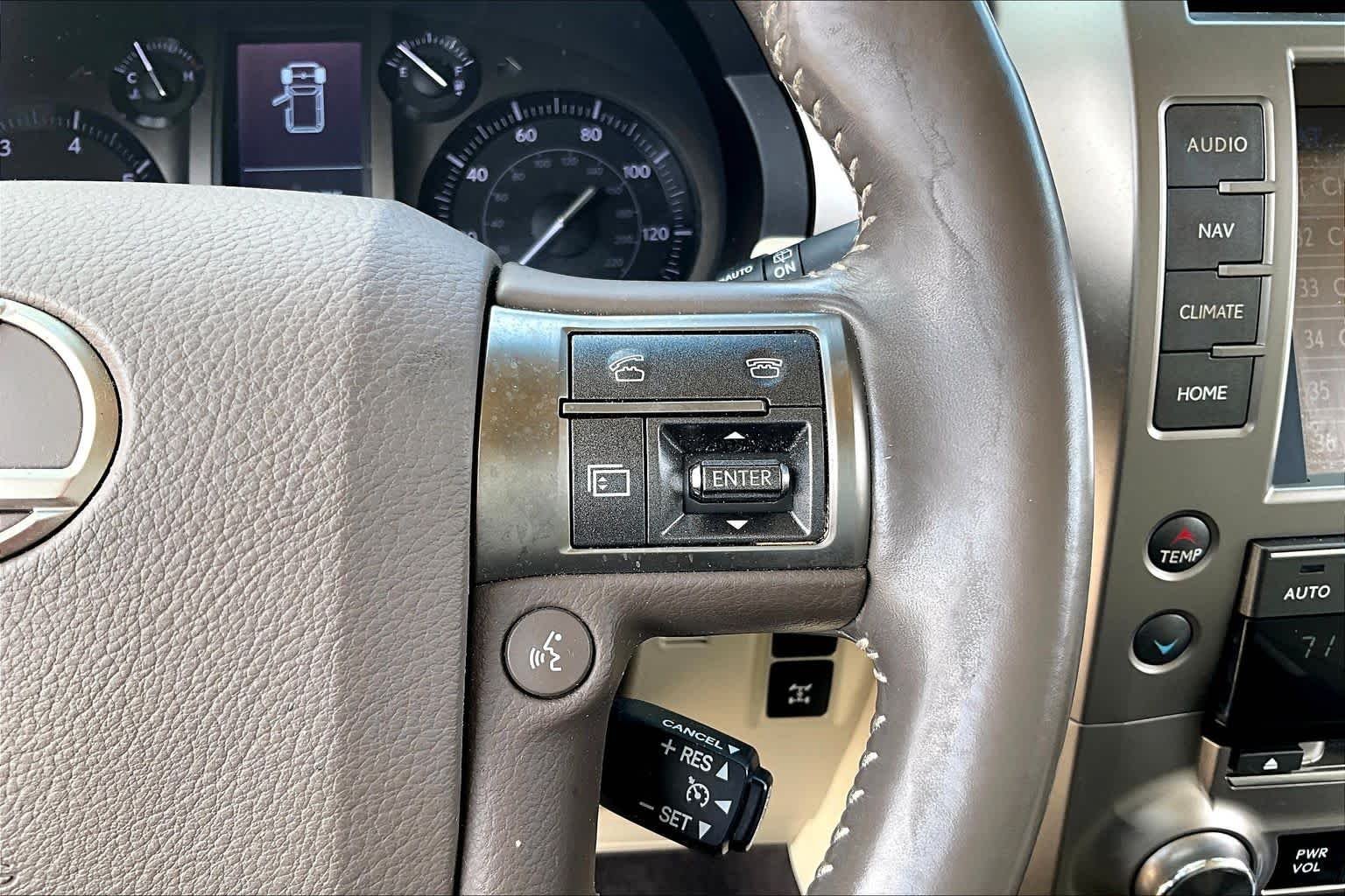 Used 2019 Claret Mica Lexus Premium image 21
