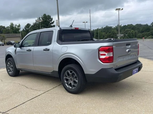 Used 2024 Silver Ford XLT image 4