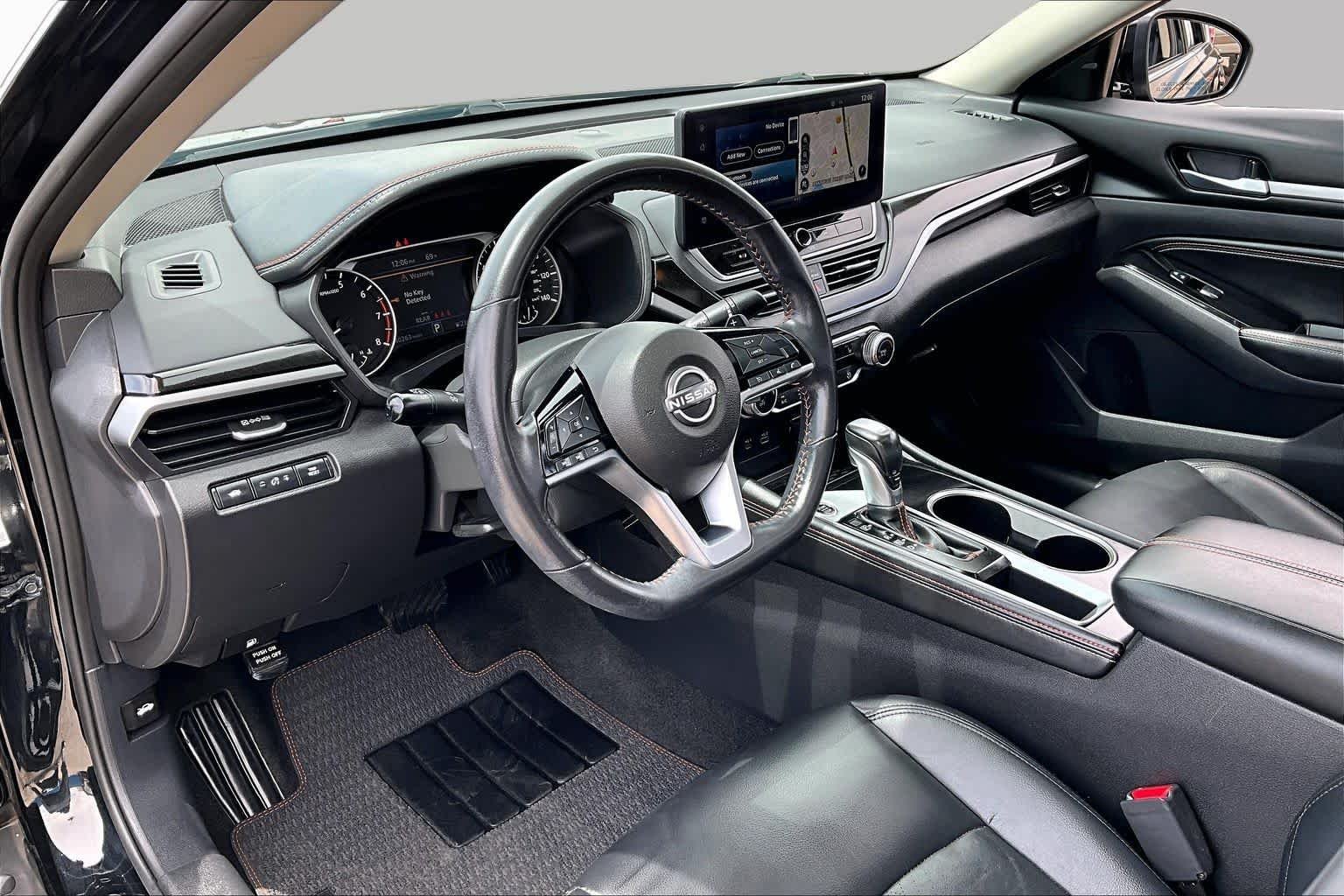 Used 2023 Black Nissan 2.5 SR image 18