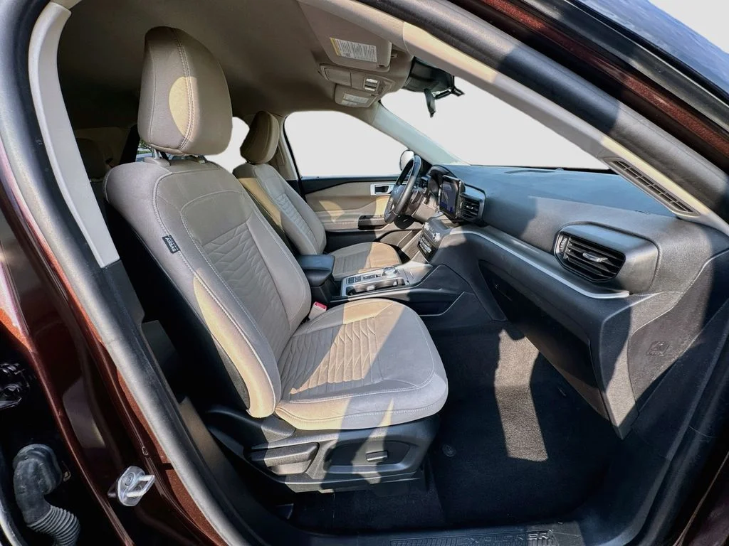 Used 2020 Brown Ford XLT image 36