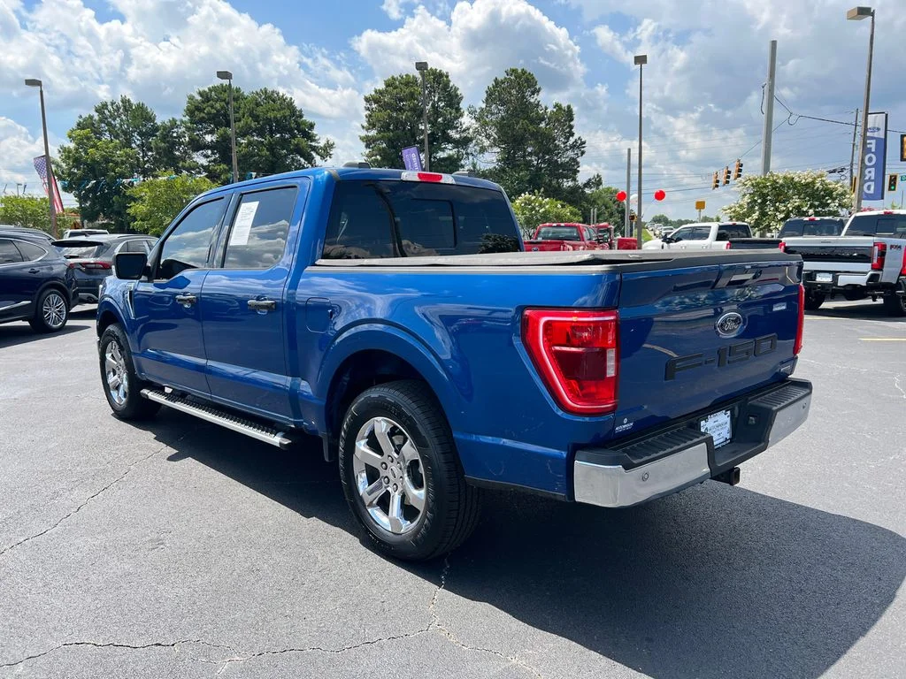 Used 2022 Blue Ford XLT image 5