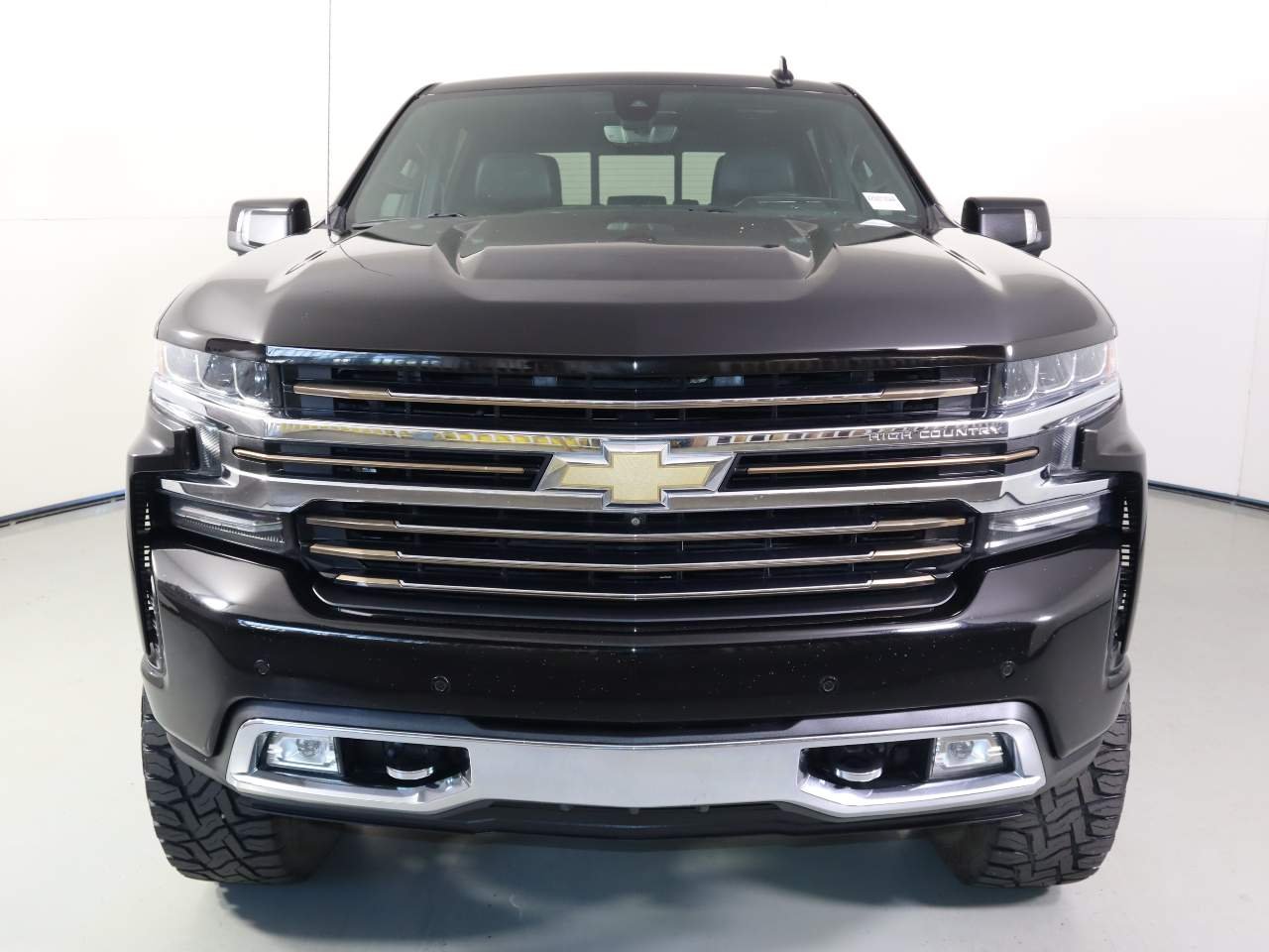 Used 2020 Black Chevrolet High Country Crew Cab image 6